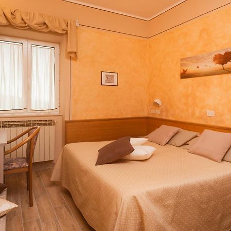 Albergo Ristorante Il Fungo Санта Фиора Екстериор снимка